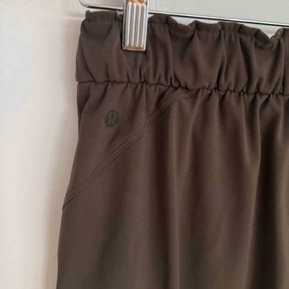Lululemon Stretch High-Rise Jogger | Size 8 - Picture 8 of 13